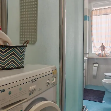 Sul Mare Via Caprera 25 *